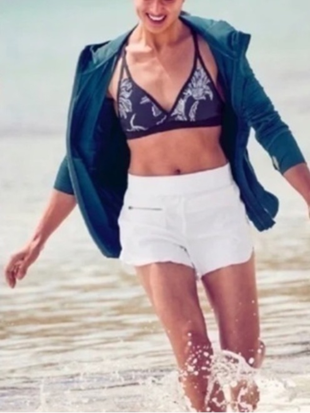 Athleta Mod Trekkie Shorts
